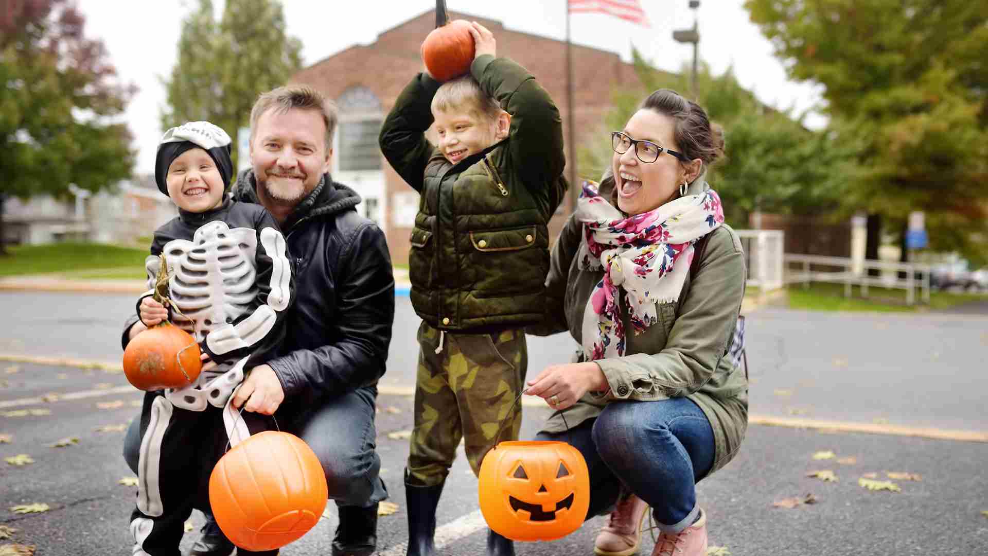 The Parent's Guide to Sharing Halloween The Parent's Guide to Sharing Halloween
