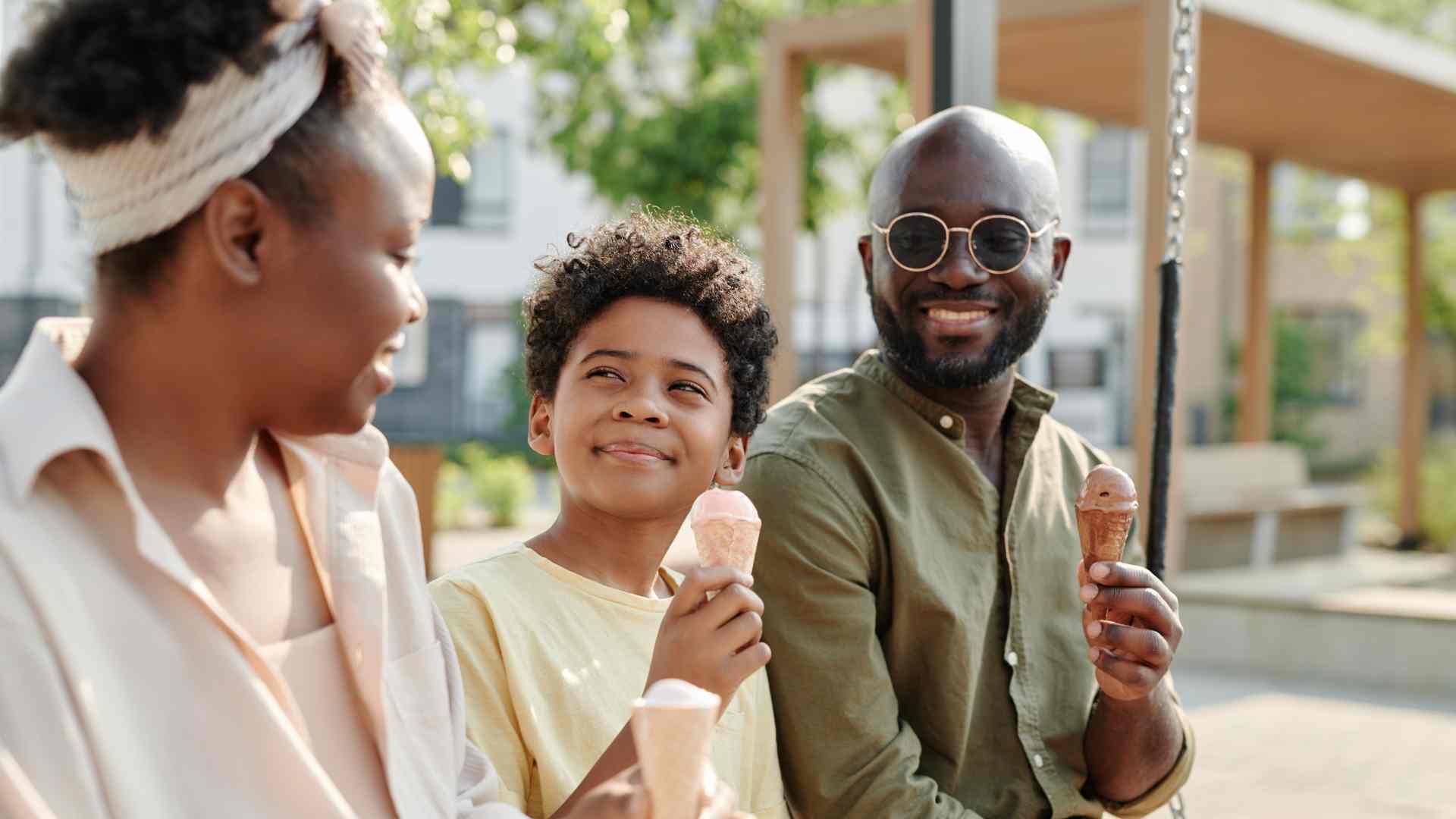 What to Do If She Travels Without Telling You