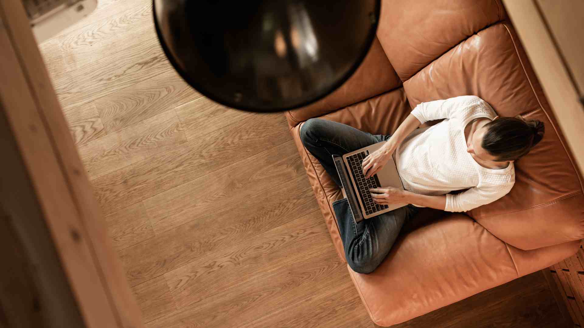 When should I hire a private investigator?